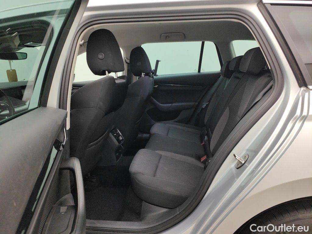 Skoda  Octavia Skoda  Combi 2.0 CRTDI 110kW DSG7 Ambition 5d #10