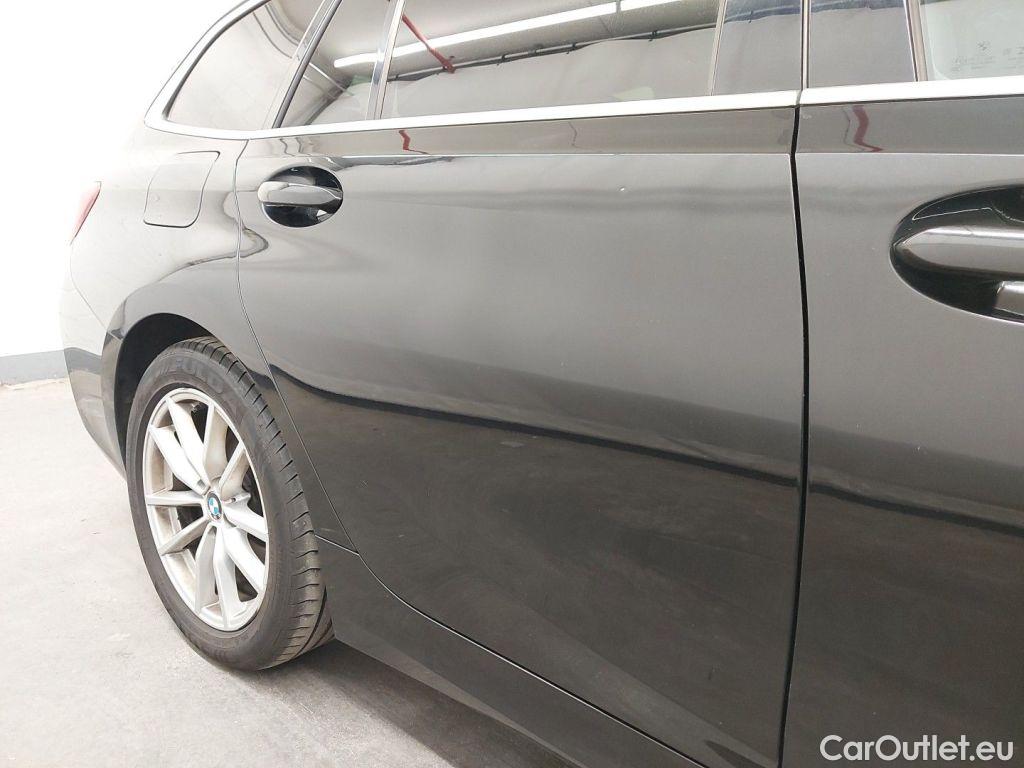 Bmw  Serie 3 BMW 3 Reeks Touring 318dA (100 kW) 5d #41