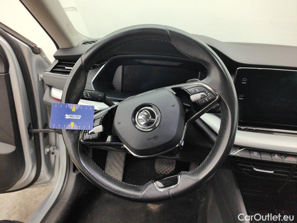 Skoda  Octavia Skoda  Combi 2.0 CRTDI 110kW DSG7 Ambition 5d #147