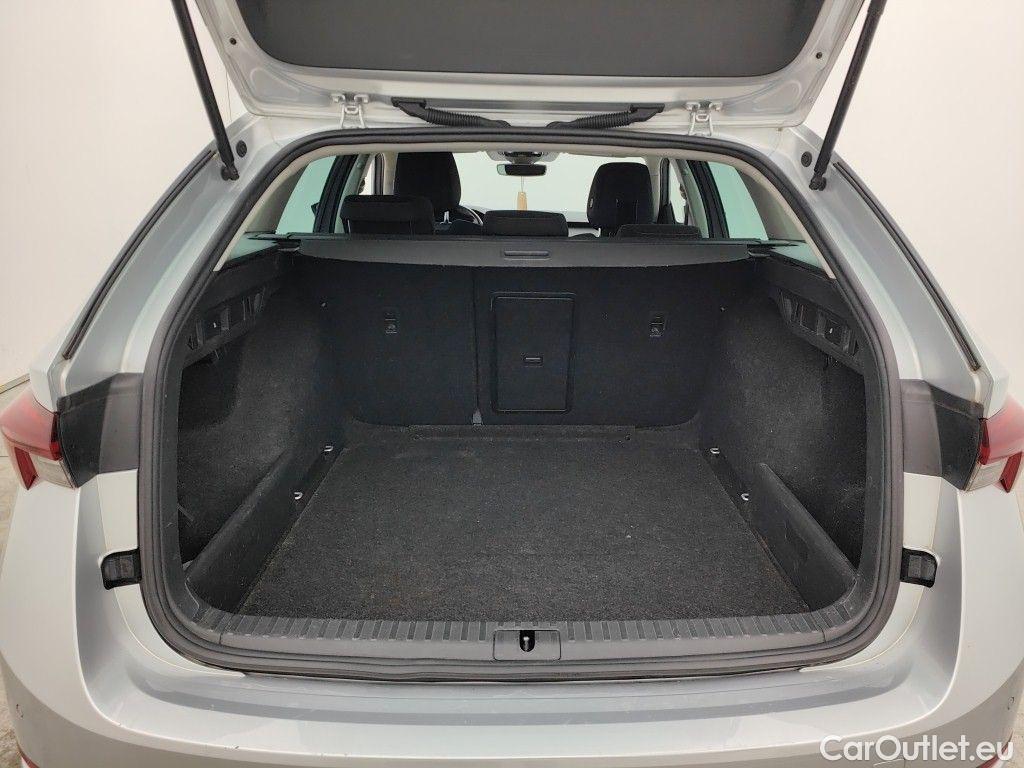 Skoda  Octavia Skoda  Combi 2.0 CRTDI 110kW DSG7 Ambition 5d #14