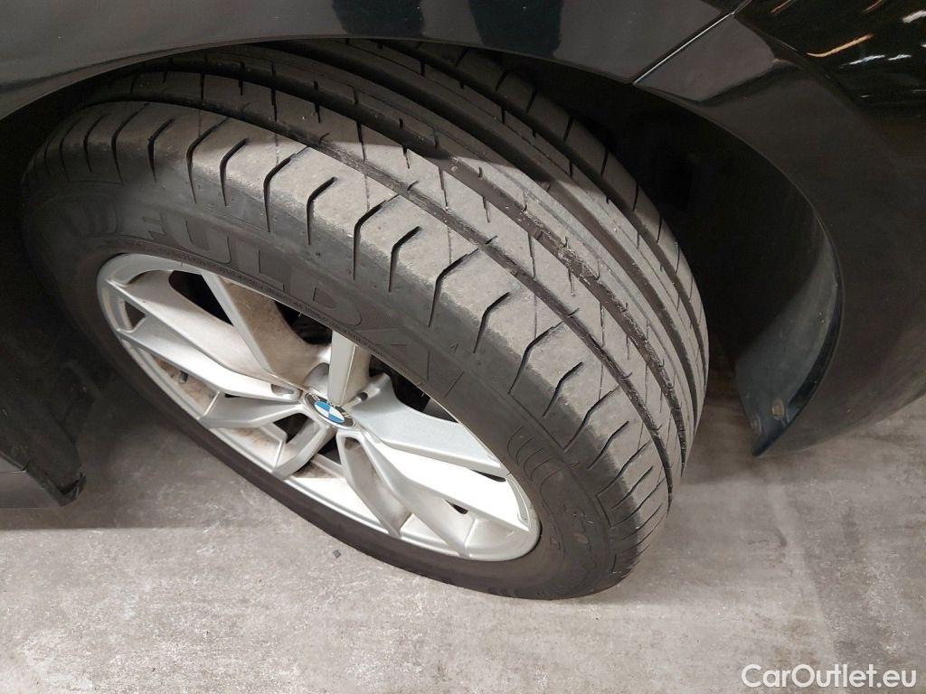 Bmw  Serie 3 BMW 3 Reeks Touring 318dA (100 kW) 5d #17