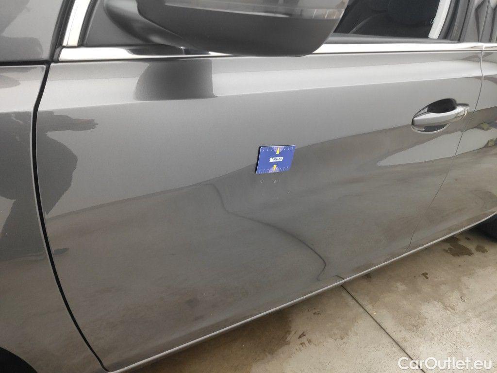 Peugeot  308 Peugeot  SW 1.5 BlueHDi 130 DPF S&S Allure 5d #44