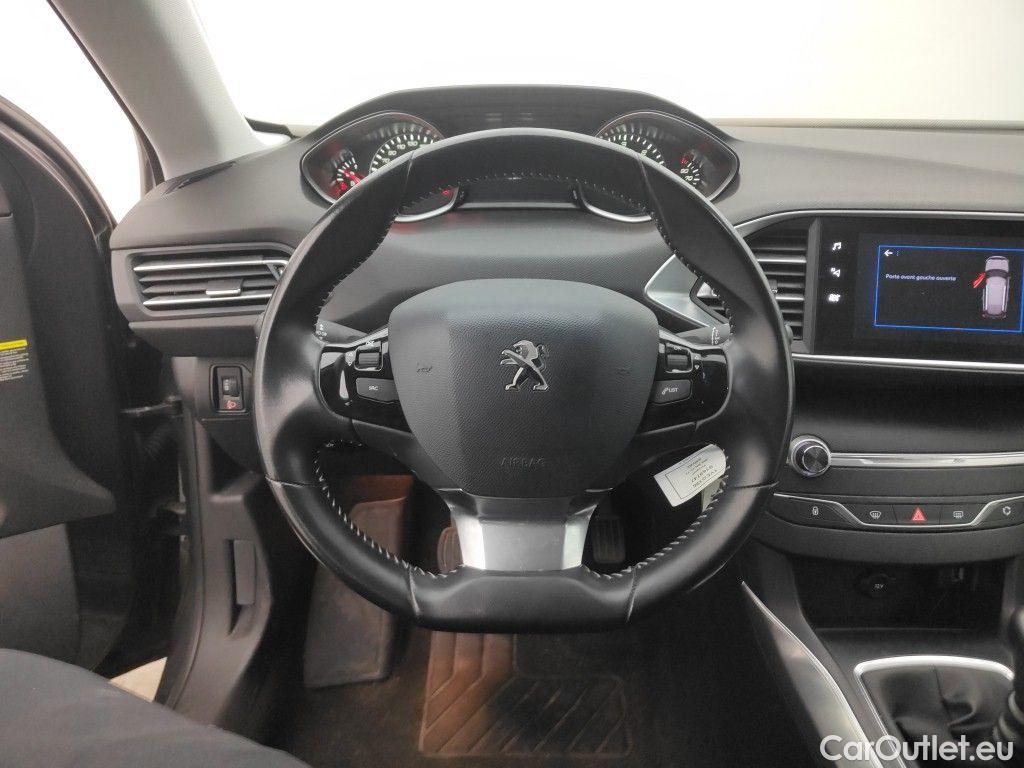 Peugeot  308 Peugeot  SW 1.5 BlueHDi 130 DPF S&S Allure 5d #32