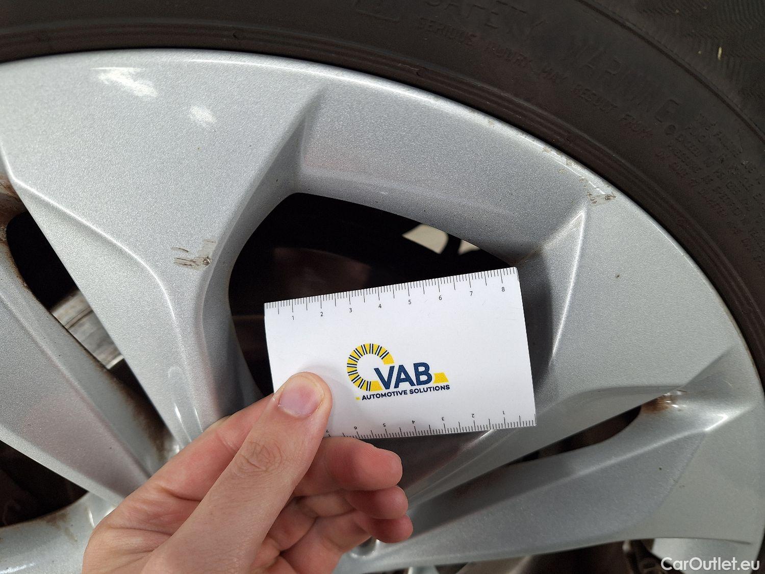 Bmw  X1 BMW,  FL'19, BMW  xDrive25e (162 kW) 5d #4