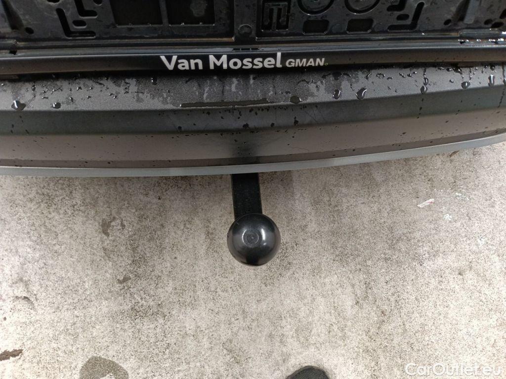 Opel   Grandland X Opel 1.5 Turbo ECOTEC D S/S AT8 Innovation 5d #18