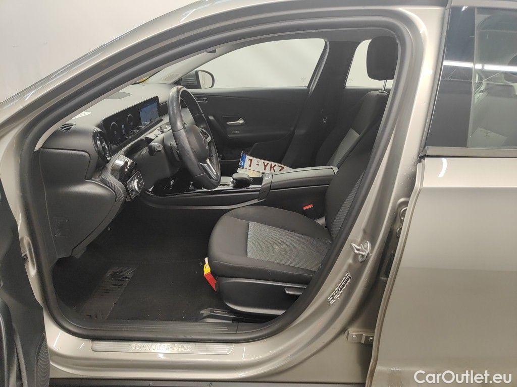 Mercedes  A-Klasse Mercedes-Benz  Limousine A 180d Business Solution Aut. 4d #3