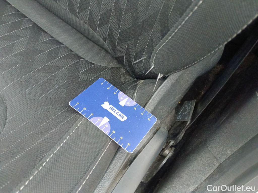 Renault  Captur Renault  TCe 130 GPF Intens 5d #63