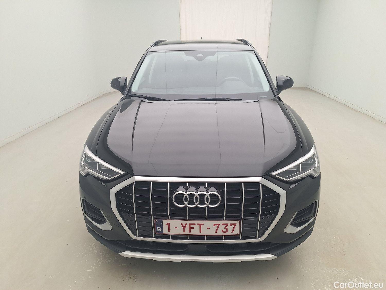 Audi  Q3 Audi,  '18, Audi  35 TDI S tronic Advanced Business Editio 5 #1