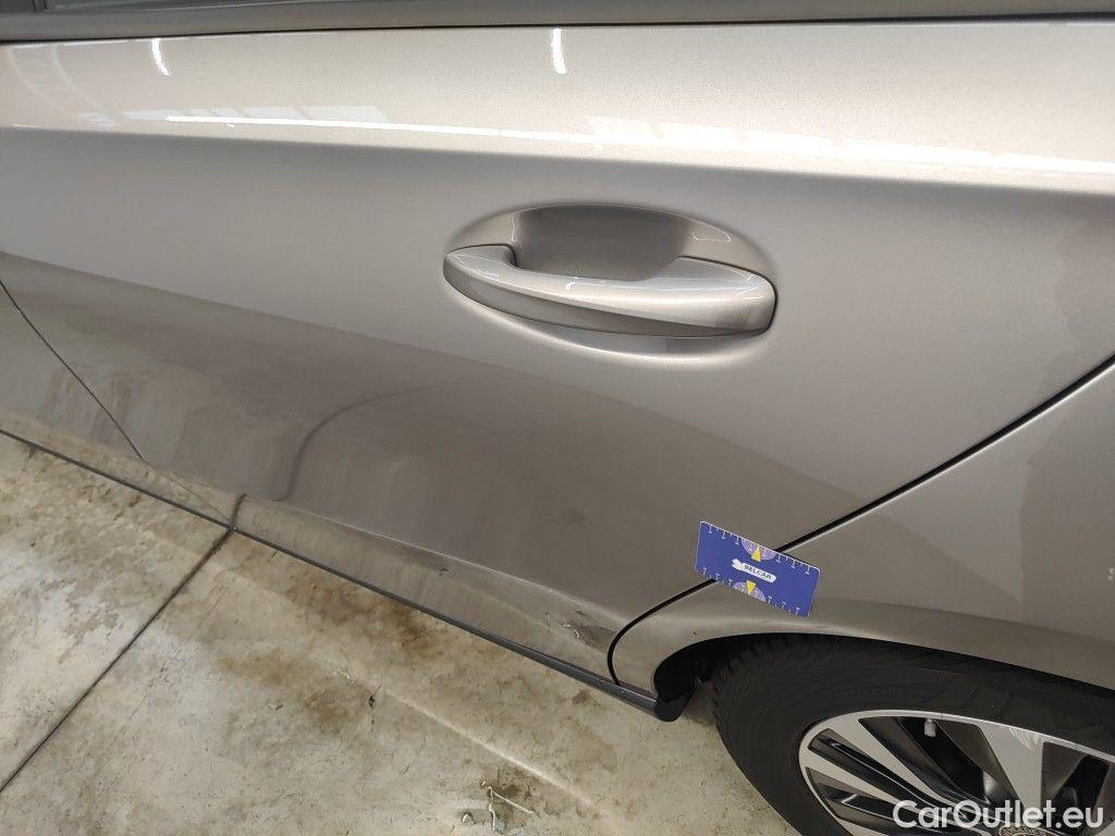 Mercedes  A-Klasse Mercedes-Benz  Limousine A 180d Business Solution Aut. 4d #32