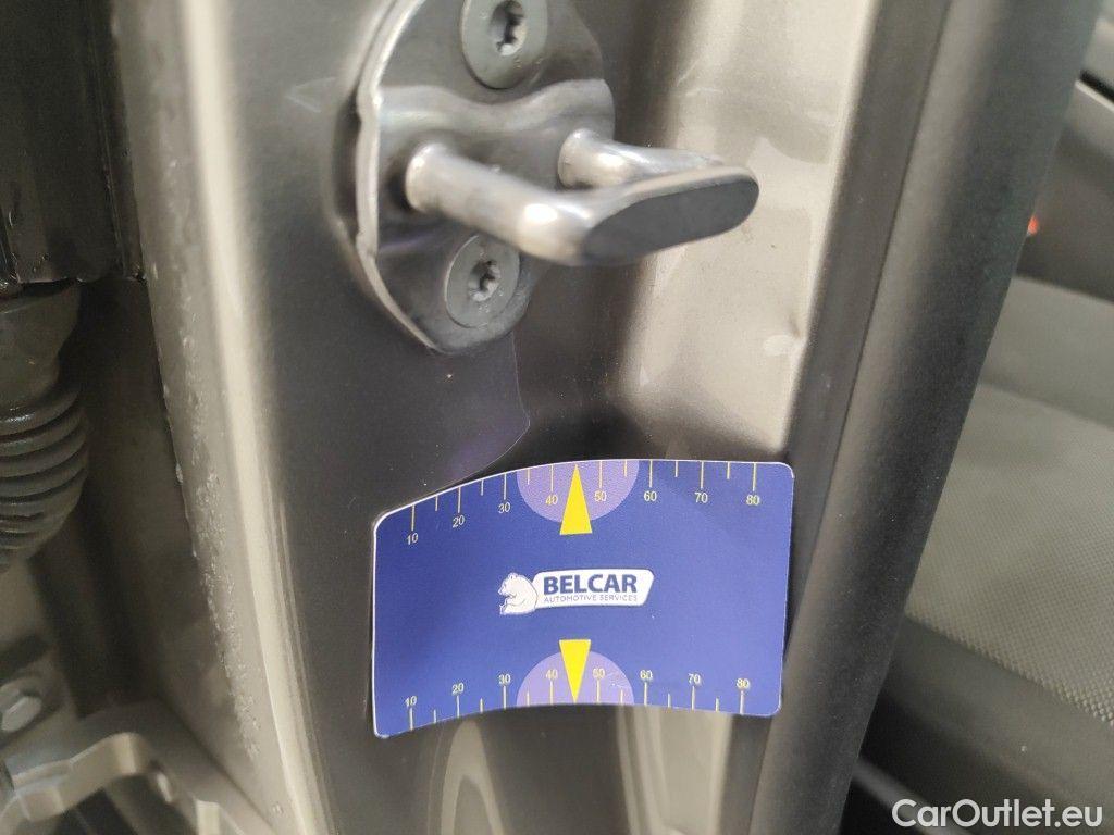 Mercedes  A-Klasse Mercedes-Benz  Limousine A 180d Business Solution Aut. 4d #61