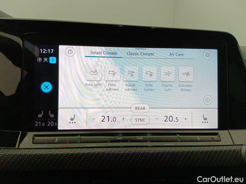 Volkswagen  Golf  VOLKSWAGEN VIII 1.5 eTSI 150 ACT R-Line DSG OPF (EU6AP) 5d #38