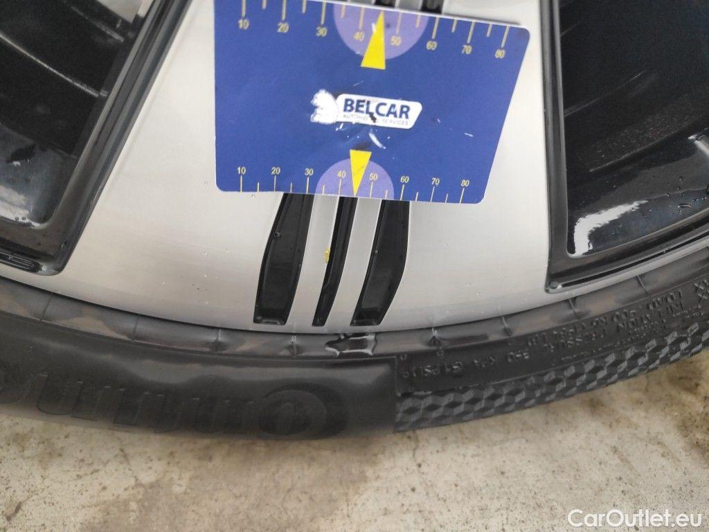 Mercedes  EQB MERCEDES  (X253) 66.5 kWh  250 190hp Business Line 5d #44