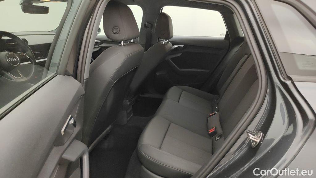 Audi  A3 Audi  Sportback 2.0 30 TDi 85kW 5d #10