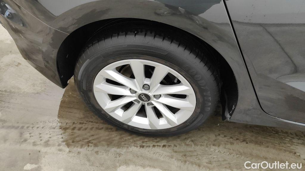 Audi  A3 Audi  Sportback 2.0 30 TDi 85kW 5d #28