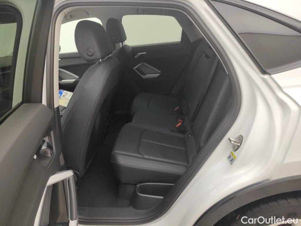 Audi  Q3 Audi  Sportback 35 TDI S tronic Business Edition 5d #10