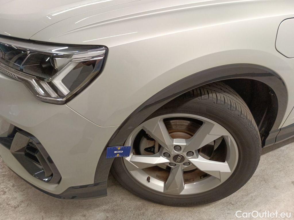 Audi  Q3 Audi  Sportback 45 TFSI e S tronic 5d #35