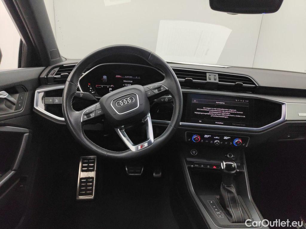 Audi  Q3 Audi  Sportback 35 TDI S tronic S Line Business Ed 5d #9