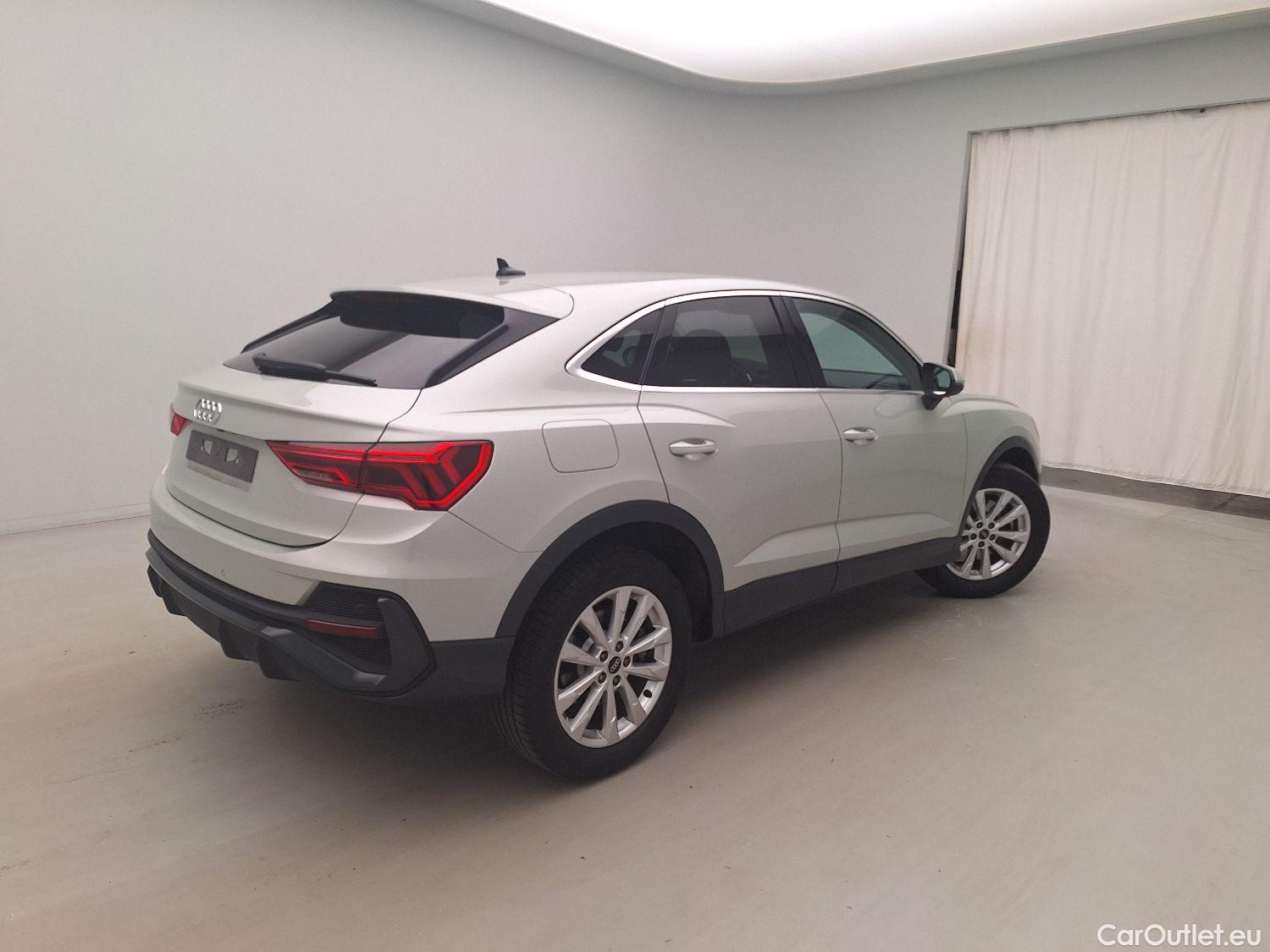 Audi  Q3 Audi,  SB '19 PHEV, Audi  Sportback 45 TFSI e S tronic 5d #8
