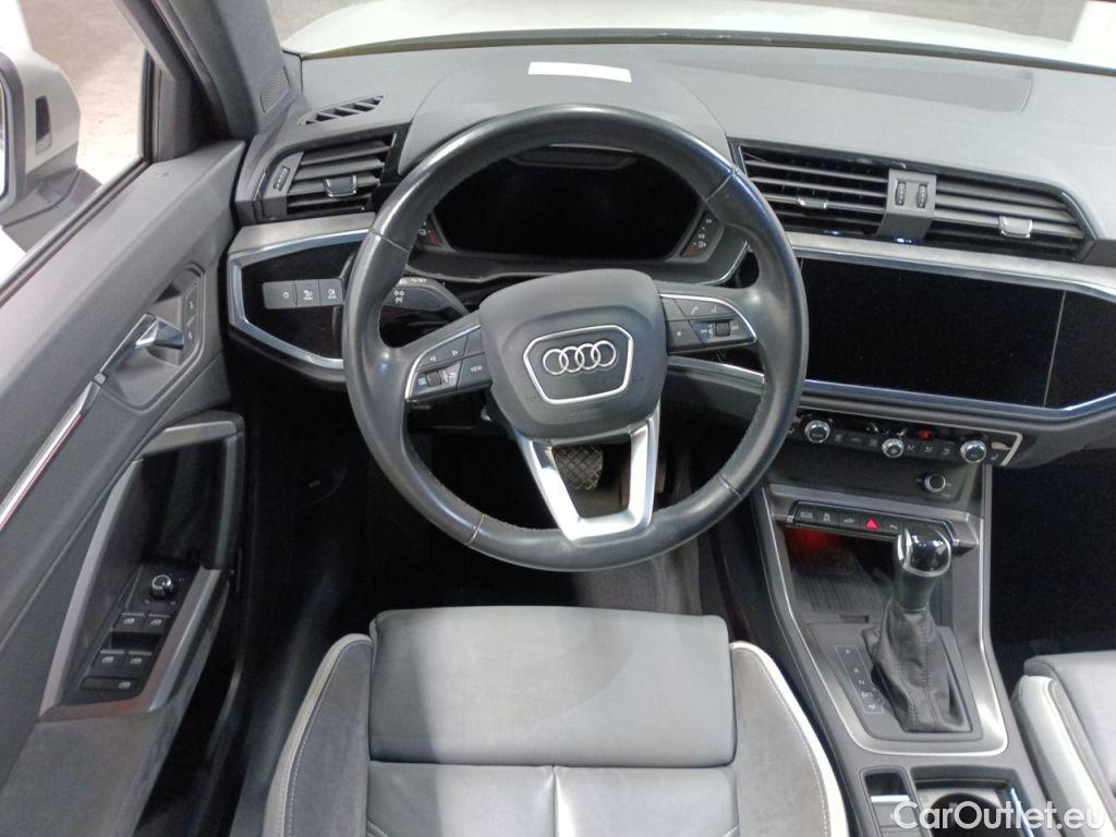 Audi  Q3 Audi  Sportback 45 TFSI e S tronic 5d #9