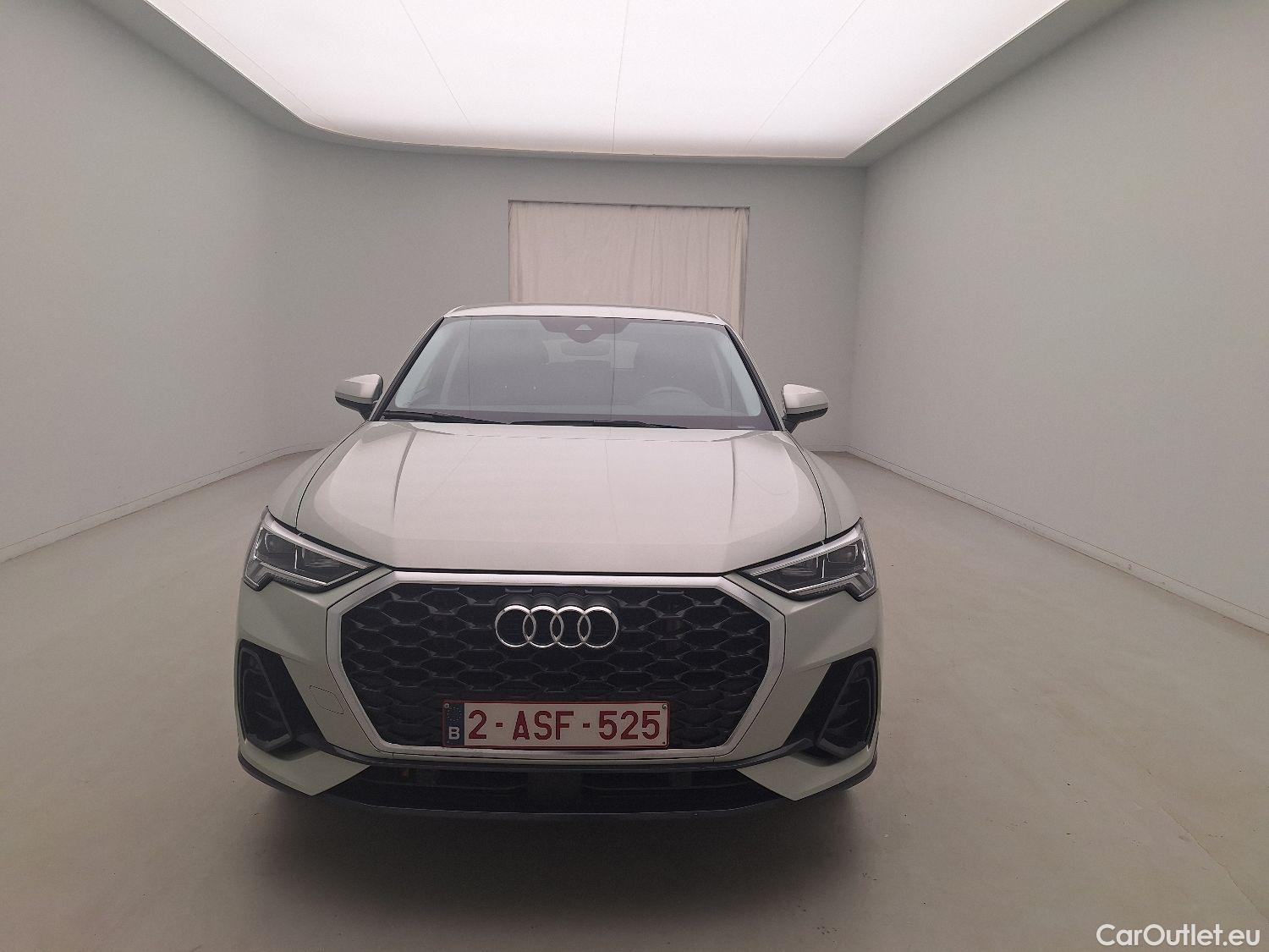 Audi  Q3 Audi,  SB '19 PHEV, Audi  Sportback 45 TFSI e S tronic 5d #1