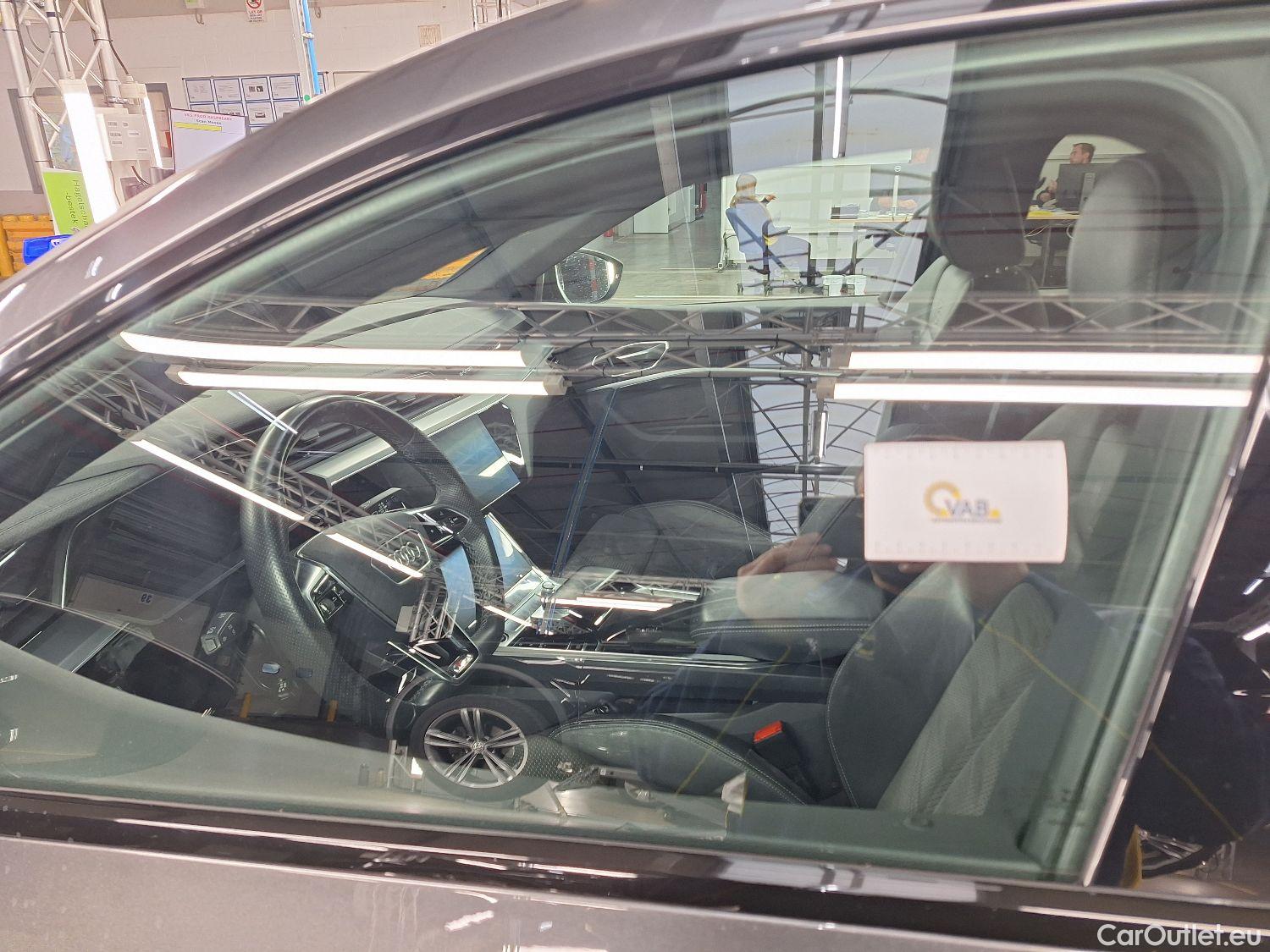 Audi  E-TRON Audi,  SB '19 BEV, Audi  Sportback 55 Quattro S-Line 5d #29