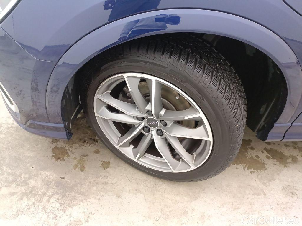 Audi  Q3 AUDI  SPORTBACK 45 TFSIe 245 S Line S tronic (EU6d-TEMP) 5d  #44