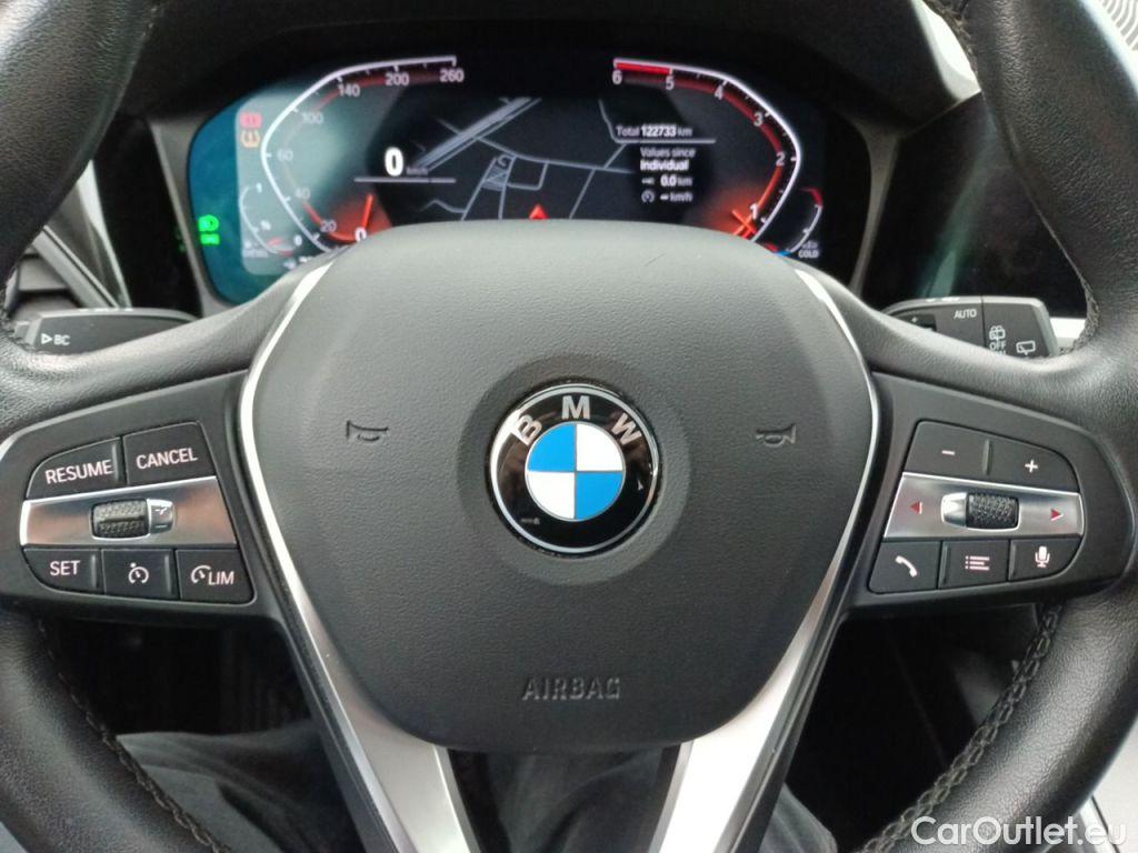 Bmw  Serie 3 BMW 3 Reeks Touring 318dA (100 kW) 5d #31