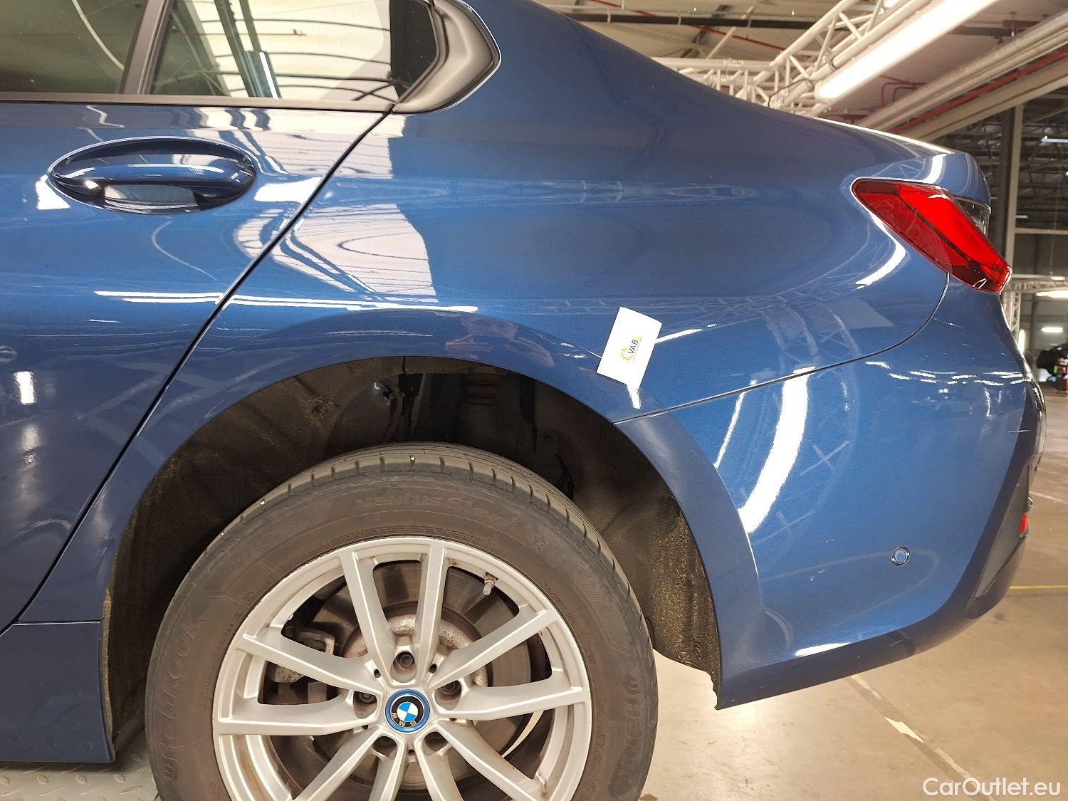 Bmw  Serie 3 BMW, 3-serie '18 PHEV, BMW 3 Reeks Berline 320e (150 kW) 4d #17
