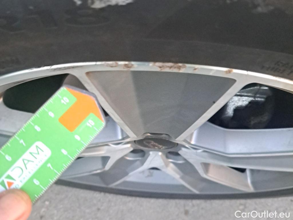  Audi  Q2  35 TFSI design 1.5 TFSI 150CV AT7 E6dT #4