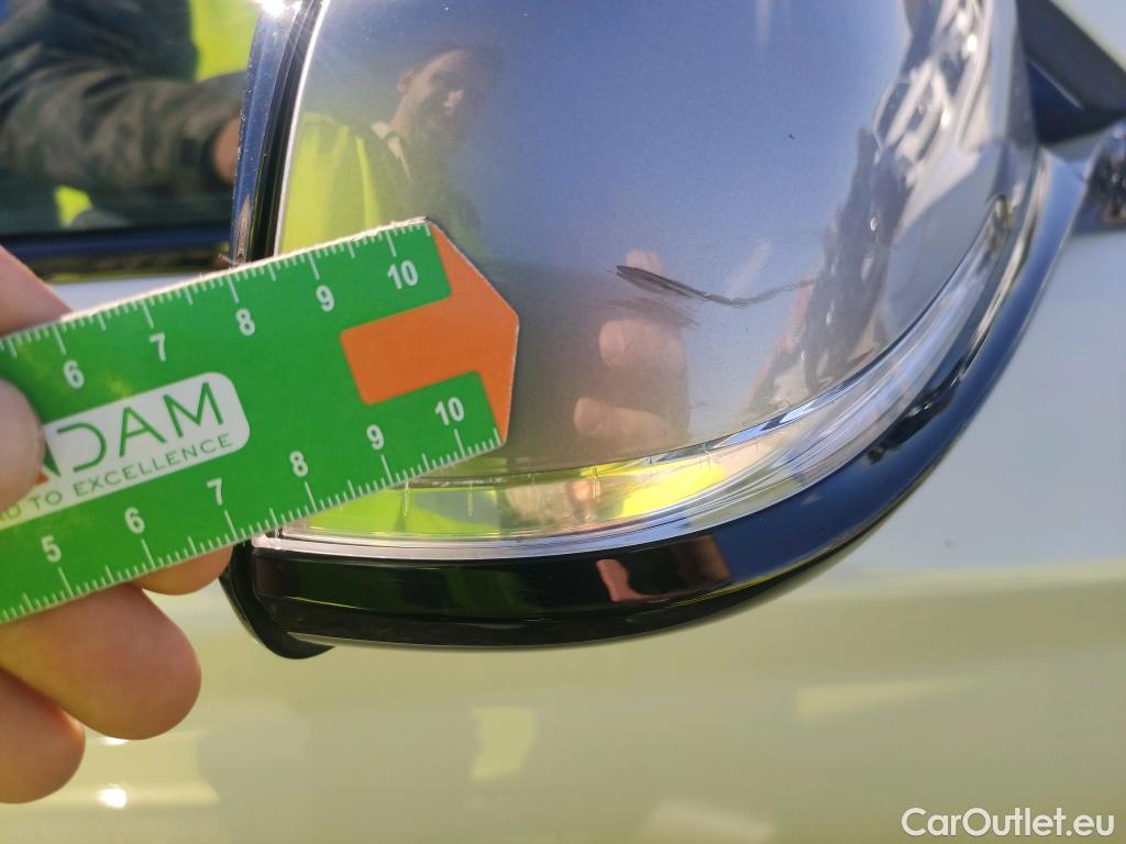  Bmw  Serie 1 BMW  / 2015 / 3P / berlina con portón M140iA xDrive #18