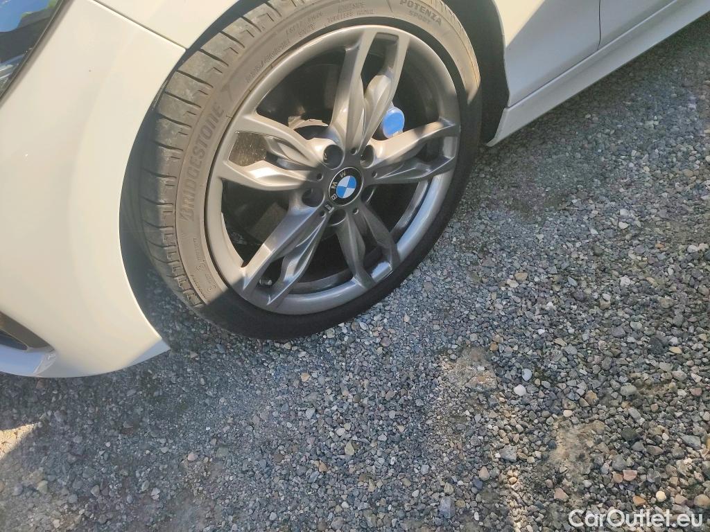  Bmw  Serie 1 BMW  / 2015 / 3P / berlina con portón M140iA xDrive #1