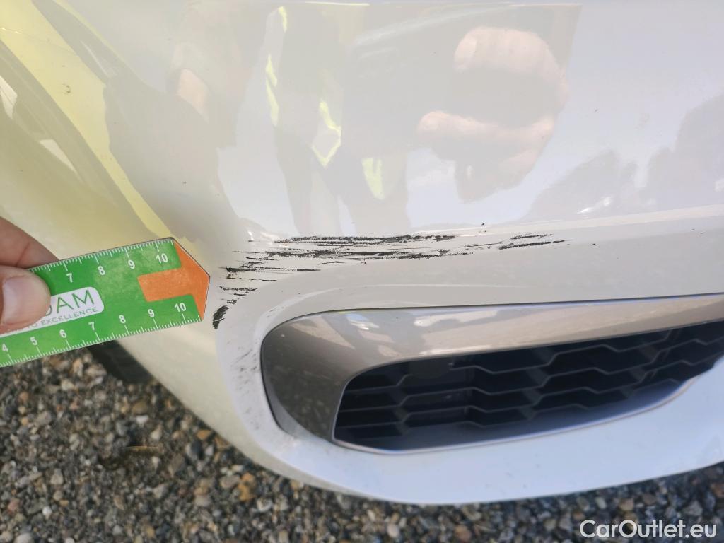  Bmw  Serie 1 BMW  / 2015 / 3P / berlina con portón M140iA xDrive #14