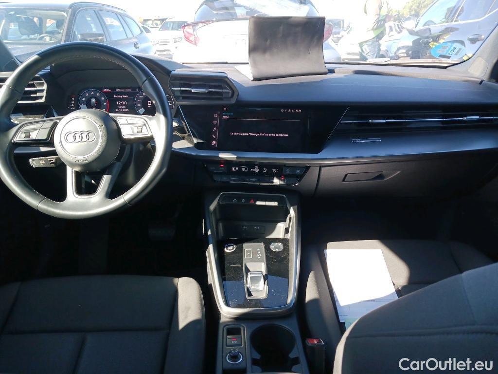 Audi  A3 AUDI  / 2020 / 5P / berlina con portón Sportback 30 TFSI 81kW (110CV) S tronic #3