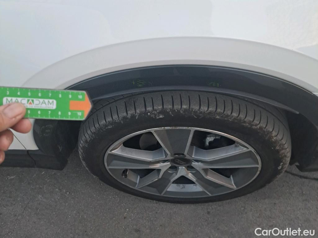  Audi  Q2  35 TFSI design 1.5 TFSI 150CV AT7 E6dT #3