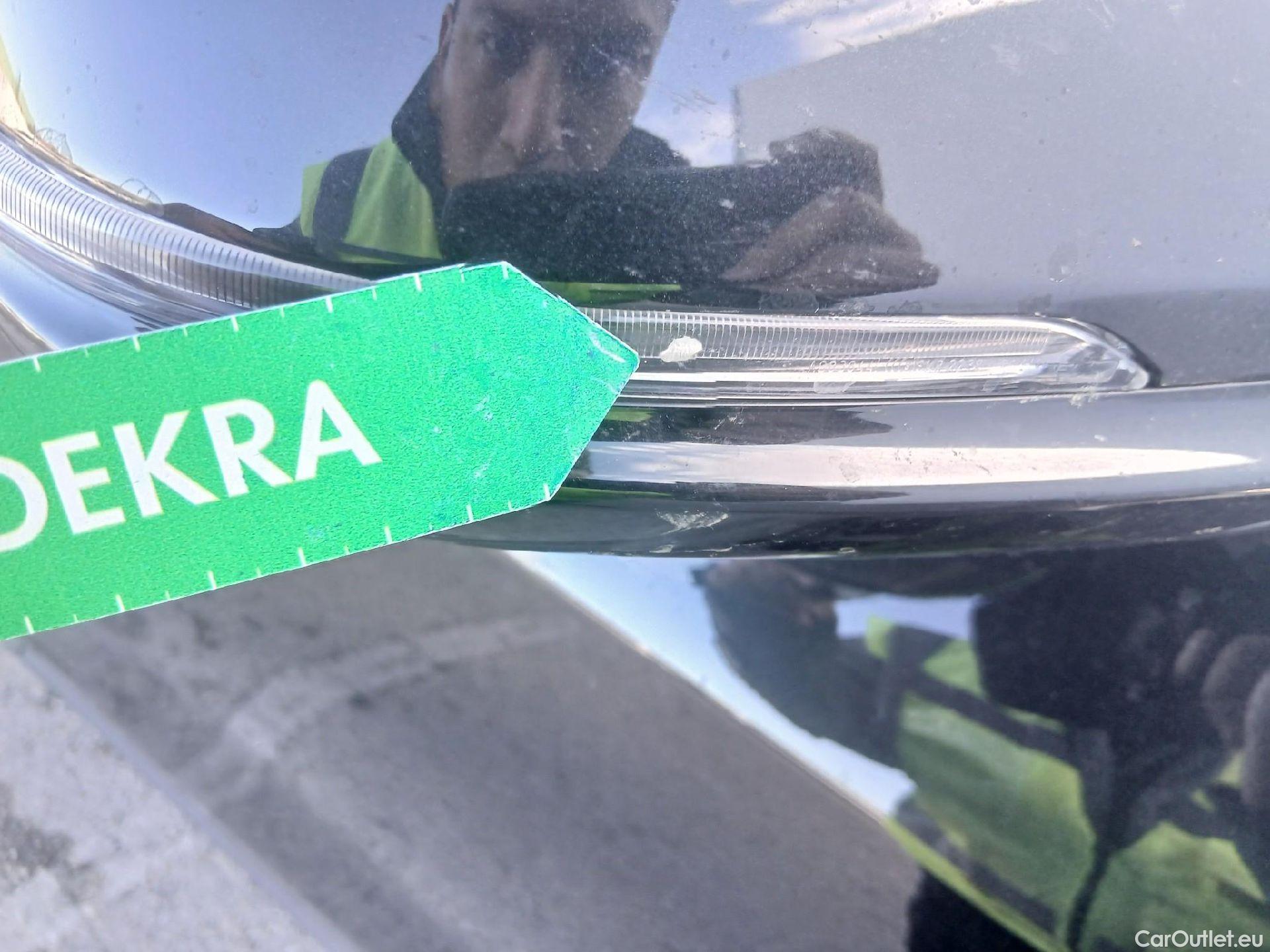  Bmw  X2 BMW   sDrive18i (CX3) #26