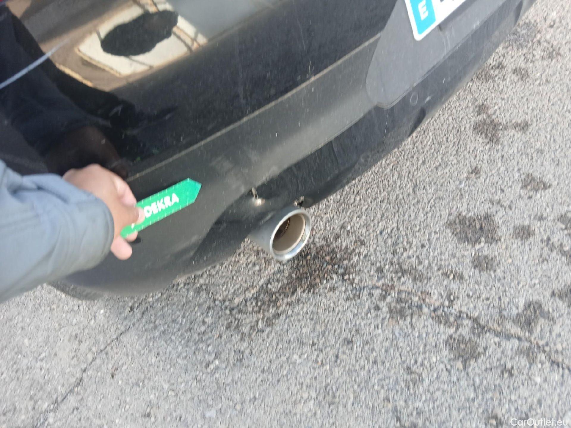  Bmw  X2 BMW   sDrive18i (CX3) #17