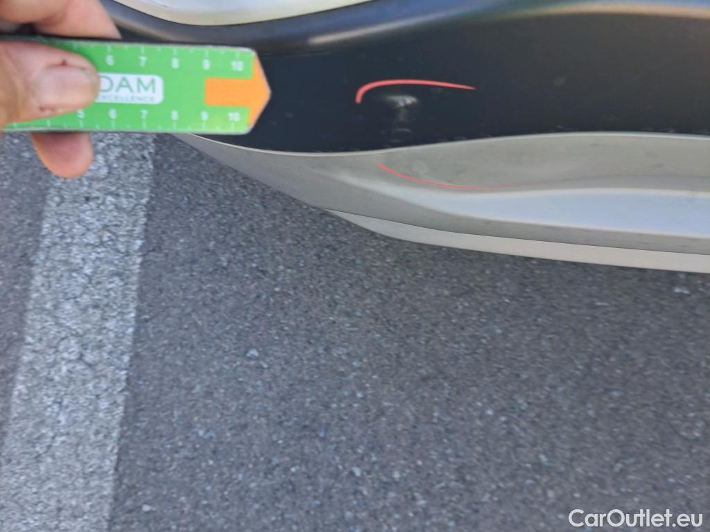  Hyundai  Konna HYUNDAI Kona / 2017 / 5P / todoterreno 1.6 GDI HEV Style Sky DCT #4