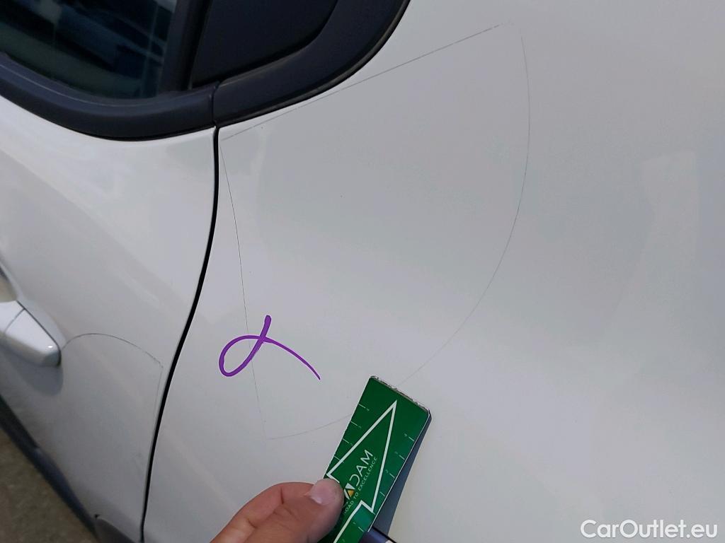  Citroen  C3 CITROEN  / 2016 / 5P / berlina con portón PureTech 60KW (83CV) FEEL #15