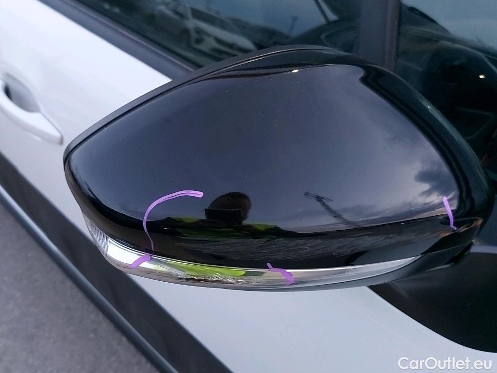  Citroen  C3 CITROEN  / 2016 / 5P / berlina con portón PureTech 60KW (83CV) FEEL #19