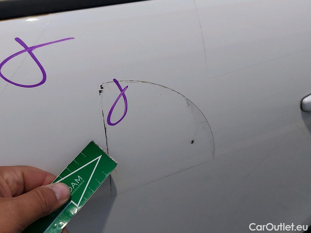  Citroen  C3 CITROEN  / 2016 / 5P / berlina con portón PureTech 60KW (83CV) FEEL #13