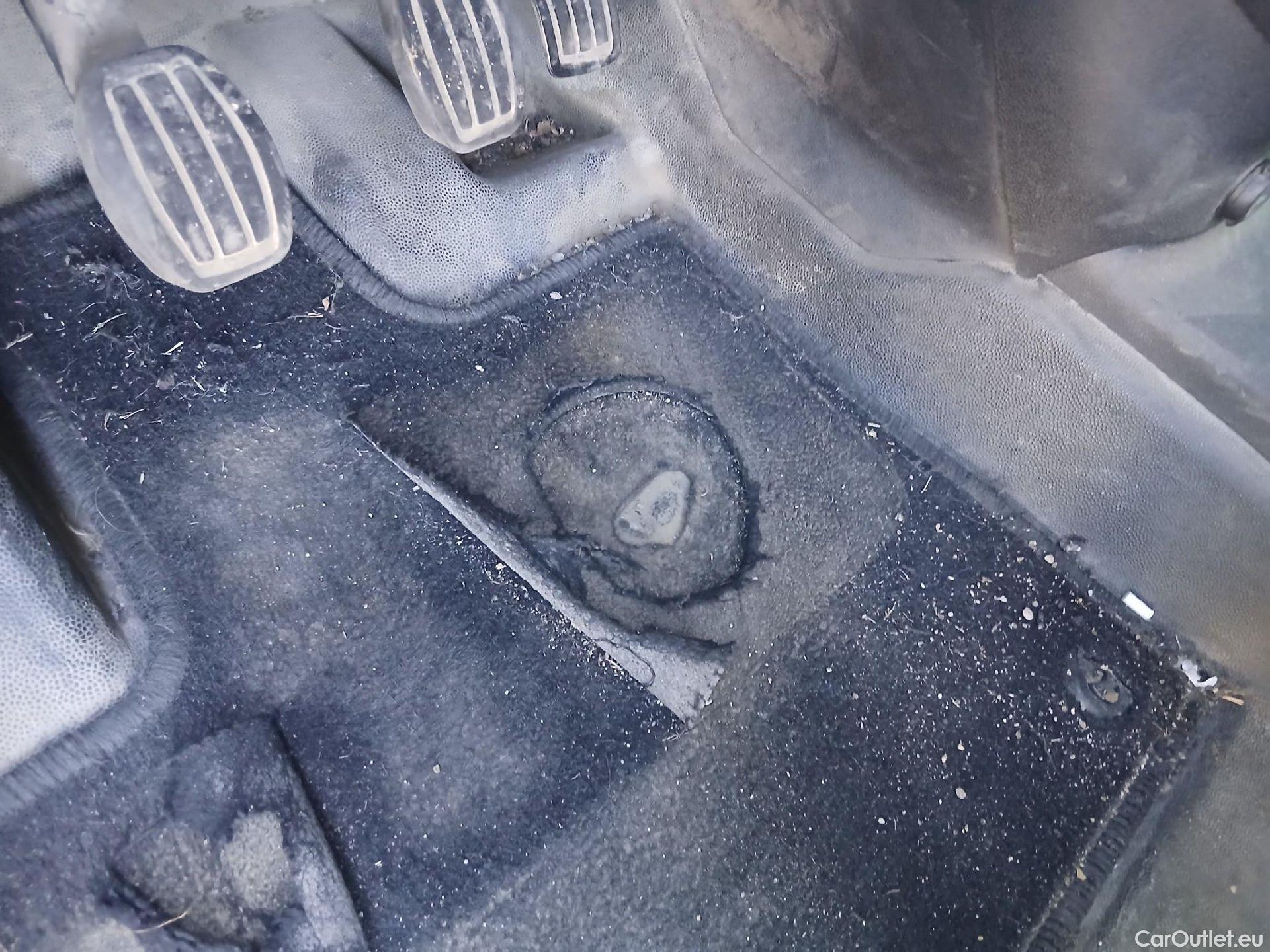  Citroen  Berlingo CITROEN  / 2018 / 3P / furgón derivado de turismo Talla M BlueHDi 100 CONTROL (AC) #7