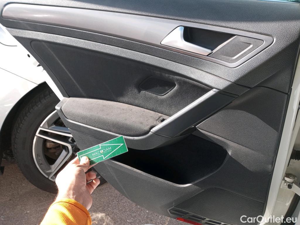  Volkswagen  Golf  VOLKSWAGEN 5p 7G berlina con portón Edition 1.6 TDI 110CV BMT #41