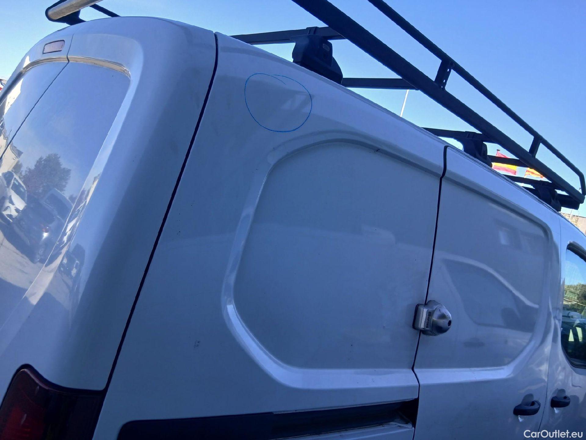  Citroen  Berlingo CITROEN  / 2018 / 3P / furgón derivado de turismo Talla M BlueHDi 100 CONTROL (AC) #39