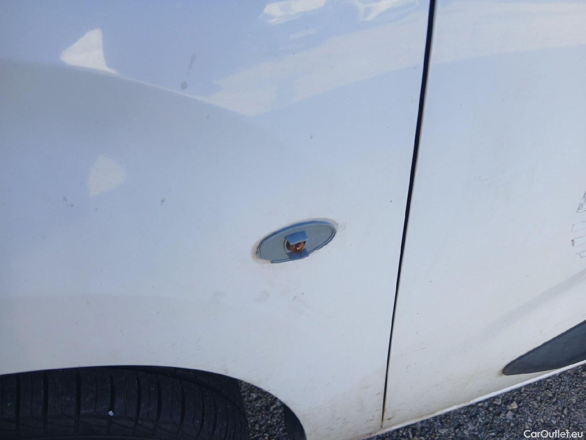  Citroen  Berlingo CITROEN  / 2018 / 3P / furgón derivado de turismo Talla M BlueHDi 100 CONTROL (AC) #22