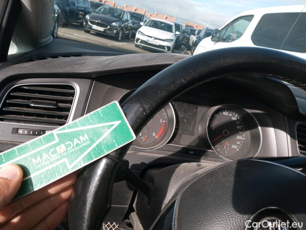  Volkswagen  Golf  VOLKSWAGEN 5p 7G berlina con portón Edition 1.6 TDI 110CV BMT #44