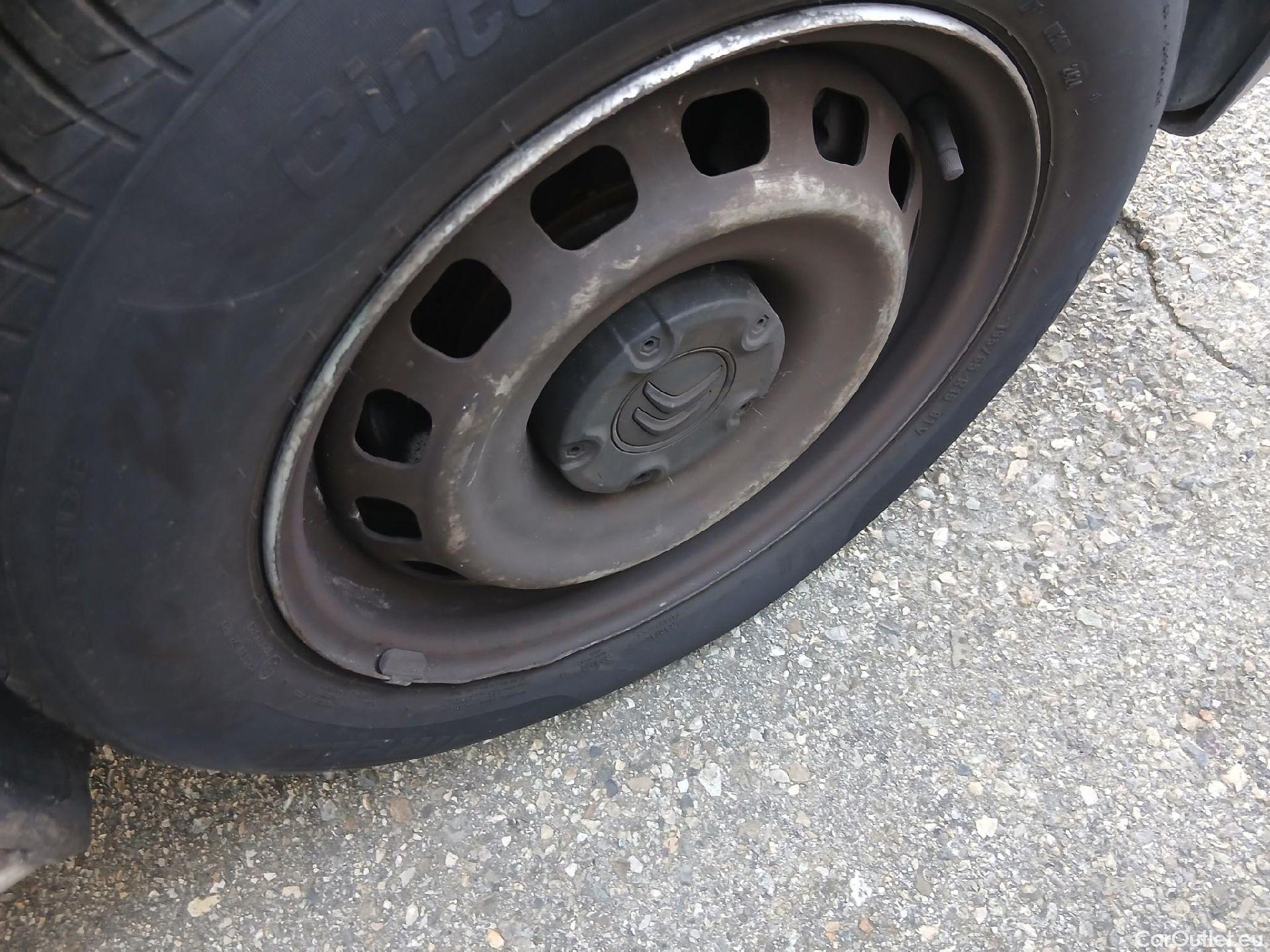  Citroen  Berlingo CITROEN  / 2018 / 3P / furgón derivado de turismo Talla M BlueHDi 100 CONTROL (AC) #55