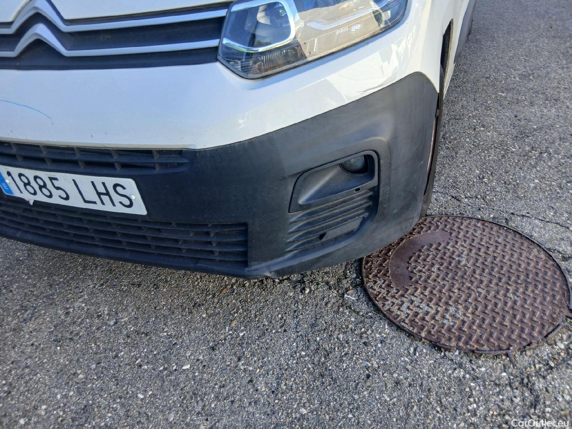  Citroen  Berlingo CITROEN  / 2018 / 3P / furgón derivado de turismo Talla M BlueHDi 100 CONTROL (AC) #11