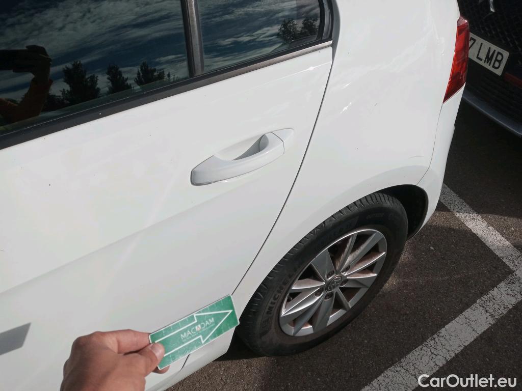  Volkswagen  Golf  VOLKSWAGEN 5p 7G berlina con portón Edition 1.6 TDI 110CV BMT #53