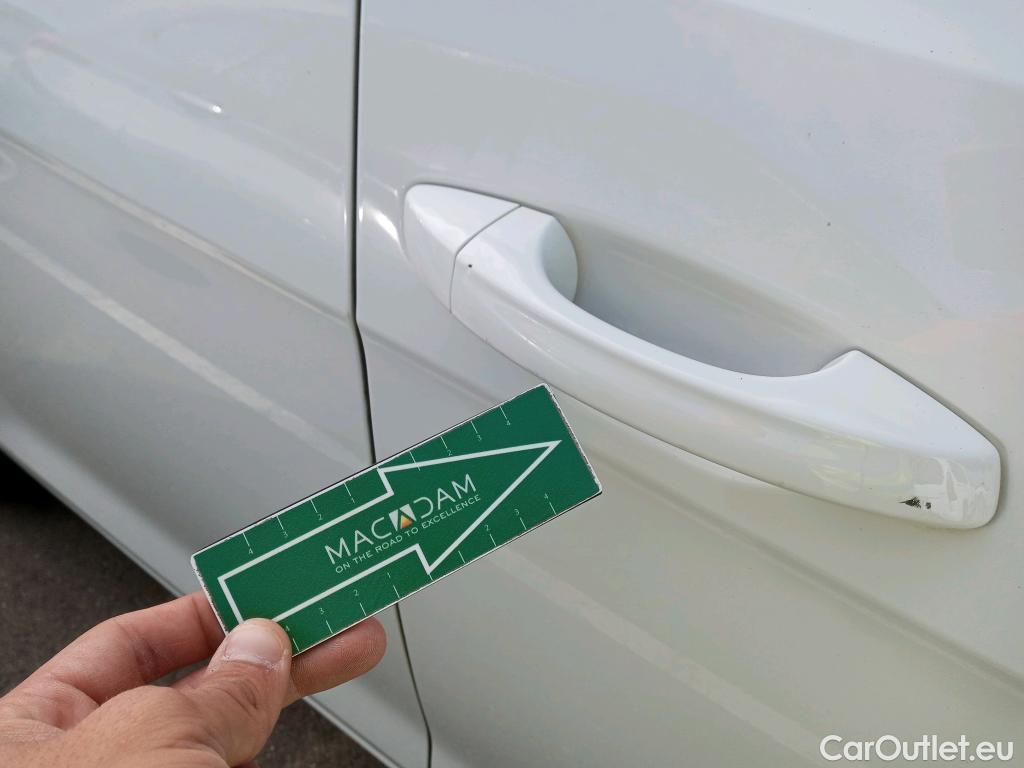  Volkswagen  Golf  VOLKSWAGEN 5p 7G berlina con portón Edition 1.6 TDI 110CV BMT #55