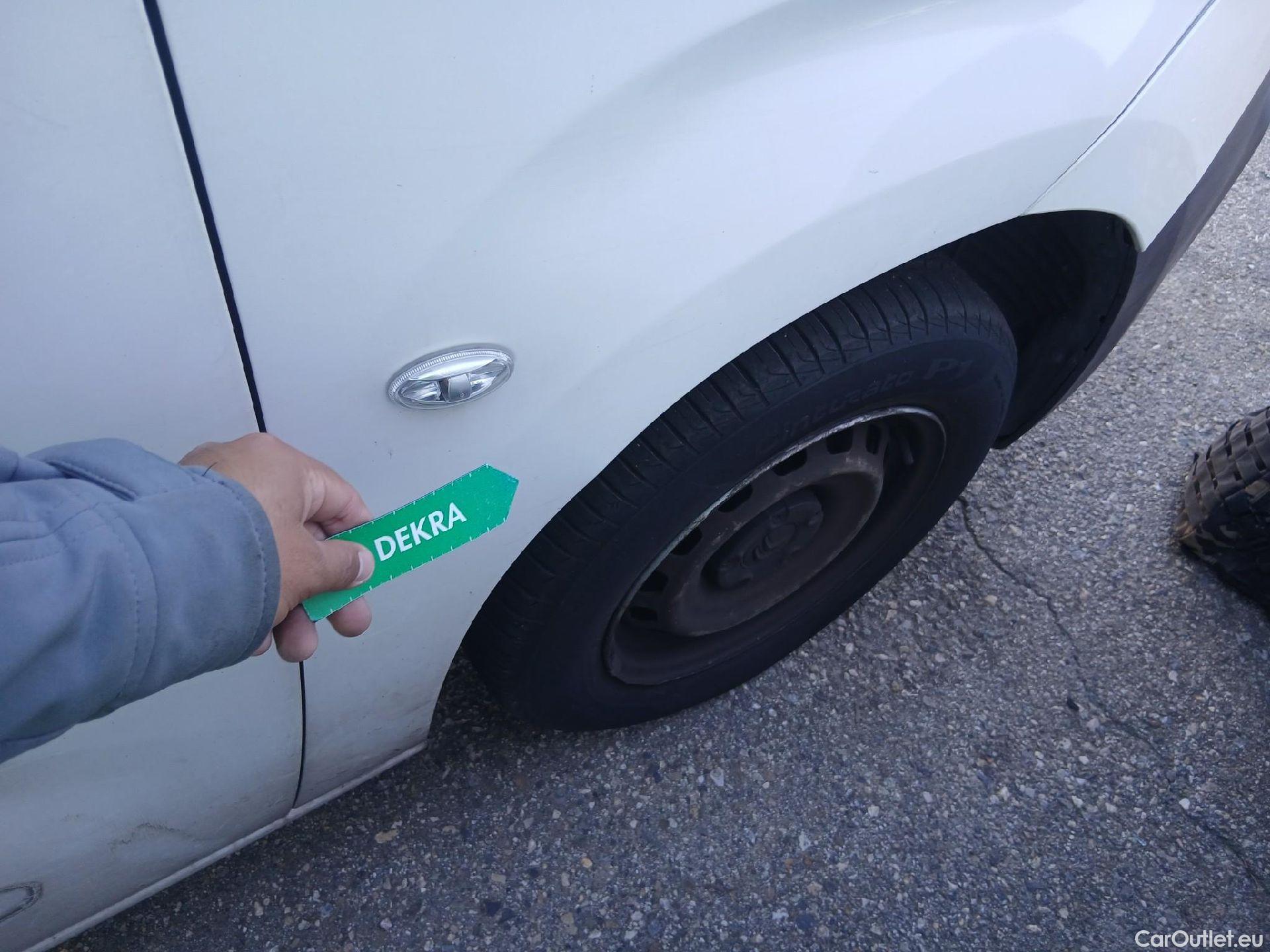  Citroen  Berlingo CITROEN  / 2018 / 3P / furgón derivado de turismo Talla M BlueHDi 100 CONTROL (AC) #52